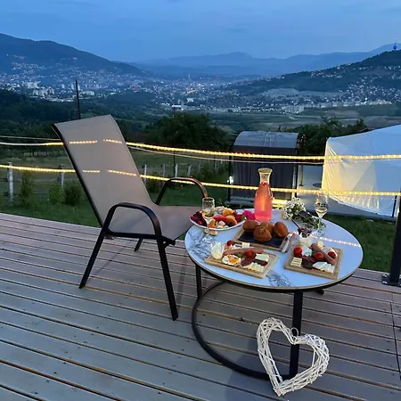 Vikendica Dzipsi Glamping Sarajevo